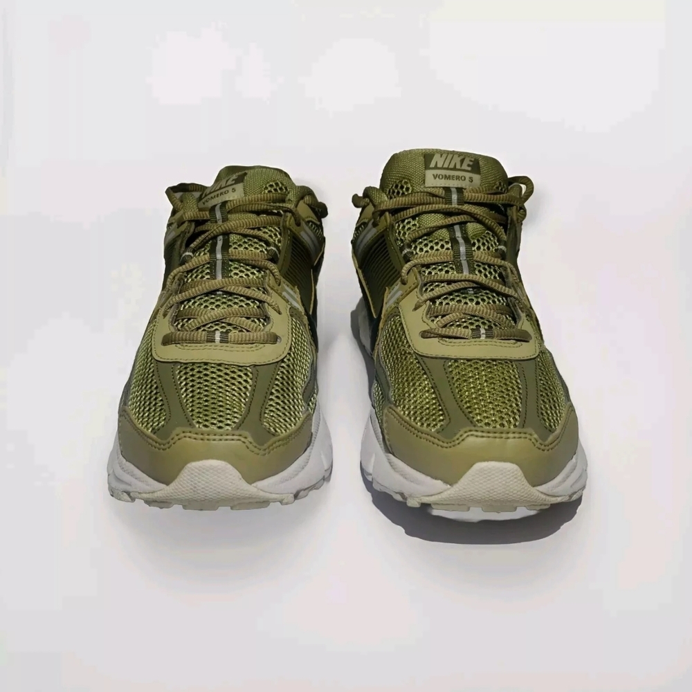 Nike Men's Green Sneakers